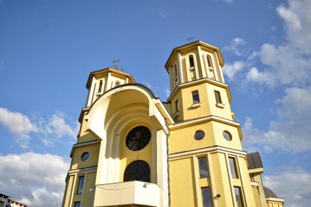 Simpozionul „Tinerii: un neam, o credinţă, o simţire“