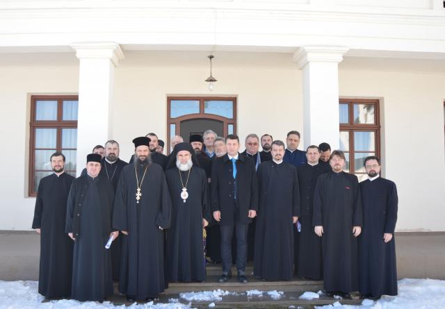 Întrunirea Consiliului eparhial al Arhiepiscopiei Romanului şi Bacăului