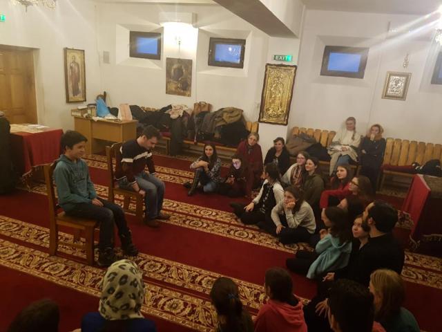 Seară duhovnicească în Parohia „Sfântul Nicolae” din Bistrița