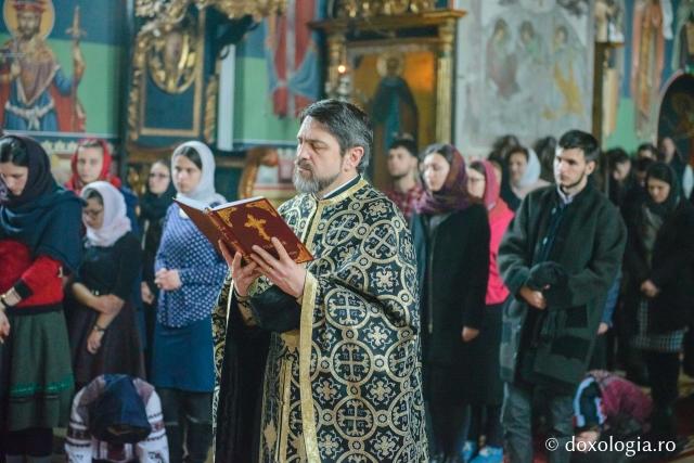 Sfânta Liturghie arhierească la Biserica „Sfântul Sava” din Iași