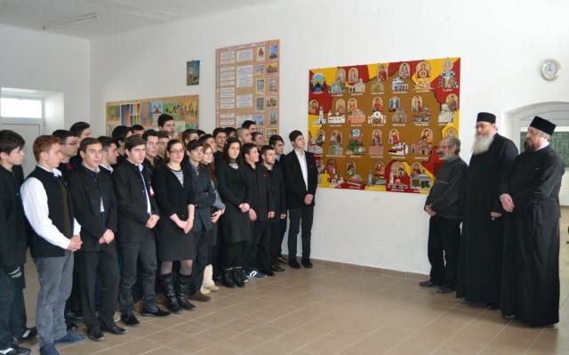 Elevii seminarului teologic de la Mănăstirea Neamţ participă la Festivalul de artă din Bitola, Macedonia