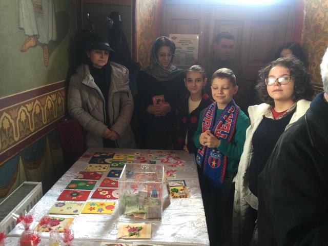 Târg caritabil de mărţişoare la Târgu Ocna
