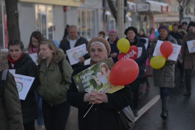 Mii de ieșeni la „Marșul pentru Viață” 2018