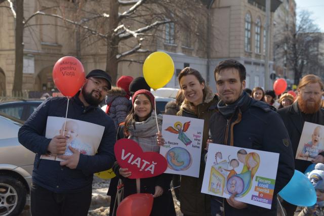 Mii de ieșeni la „Marșul pentru Viață” 2018
