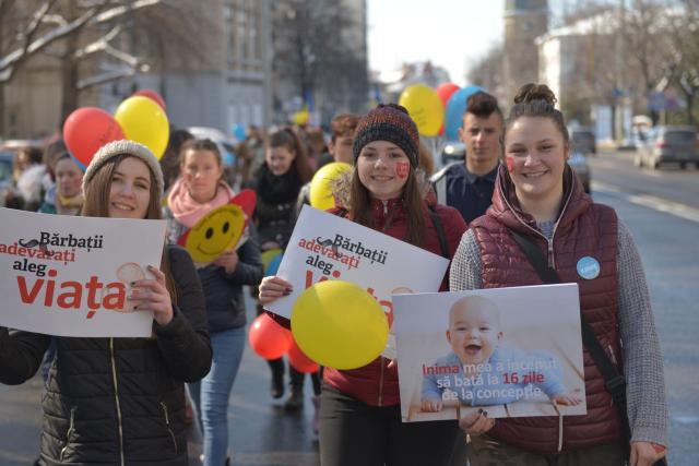 Mii de ieșeni la „Marșul pentru Viață” 2018