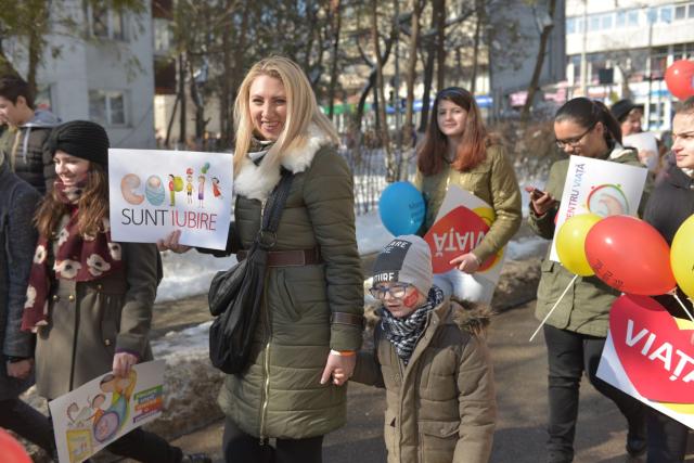 Mii de ieșeni la „Marșul pentru Viață” 2018