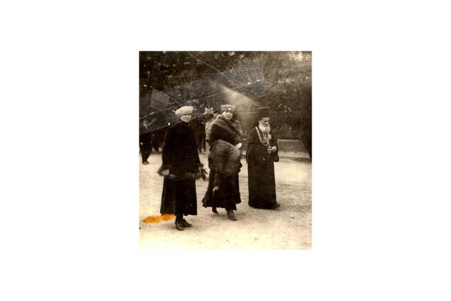 Mitropolitul Pimen Georgescu și Regina Maria