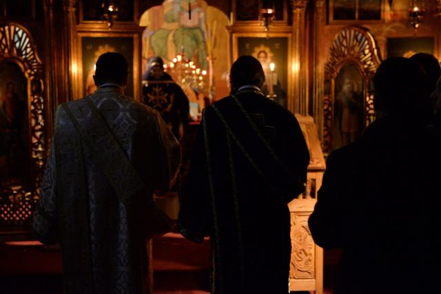 PS Ignatie a slujit la paraclisul Facultăţii de Teologie din Iaşi