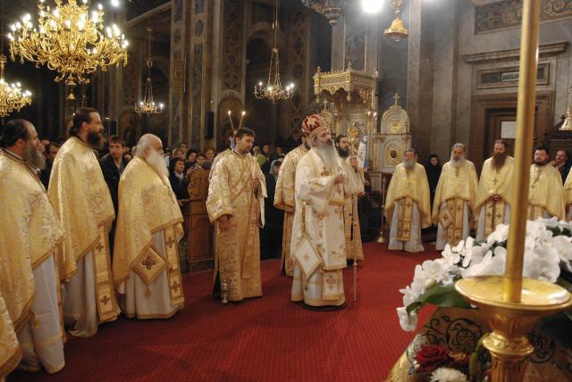 Liturghie arhierească la catedrala mitropolitană din Iași