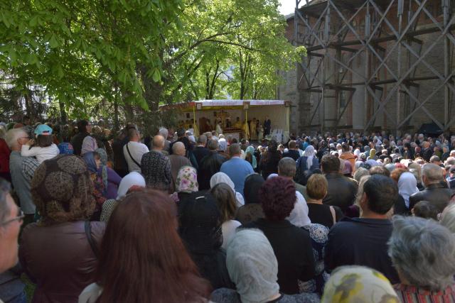(Video) Liturghie arhierească la Biserica „Sfântul Mare Mucenic Gheorghe” din Botoșani