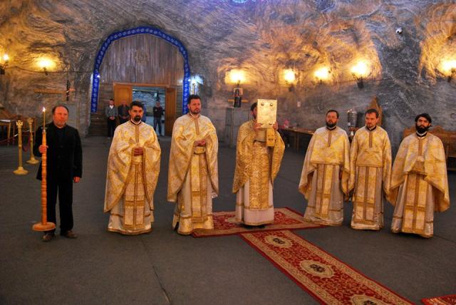 Sfântul Cuvios Vasile de la Poiana Mărului, sărbătorit în Salina Târgu Ocna