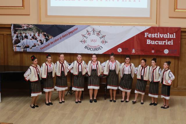 Tinerii s-au întâlnit în Iaşi la „Festivalul bucuriei“