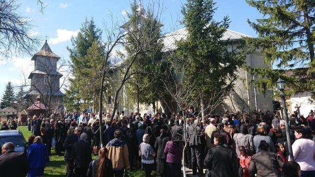 Părintele Dumitru Alexa a fost înmormântat în a treia zi de Paşti