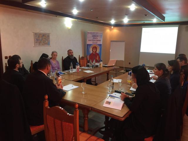 Întâlnirea comisiei eparhiale a Departamentului ONG din Arhiepiscopia Romanului și Bacăului