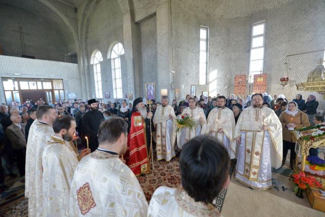 IPS Părinte Mitropolit Teofan a slujit la Biserica „Sfântul Ilie” din Piatra-Neamț