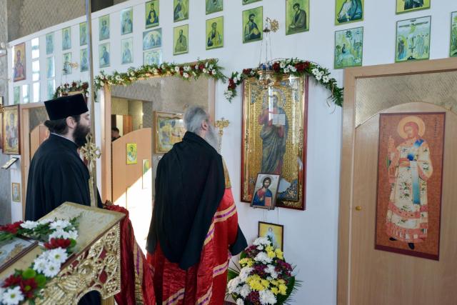 IPS Părinte Mitropolit Teofan a slujit la Biserica „Sfântul Ilie” din Piatra-Neamț