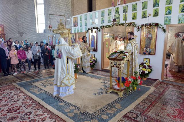 IPS Părinte Mitropolit Teofan a slujit la Biserica „Sfântul Ilie” din Piatra-Neamț