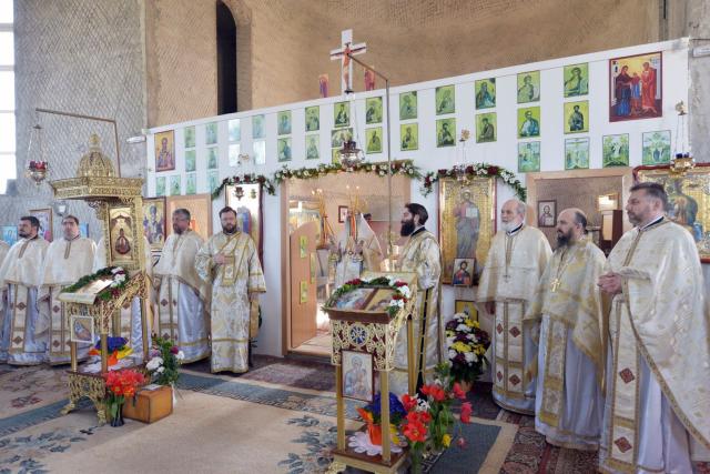 IPS Părinte Mitropolit Teofan a slujit la Biserica „Sfântul Ilie” din Piatra-Neamț