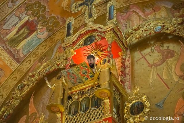 Sărbătoarea Izvorului Tămăduirii la Mănăstirea Horaița – Neamț