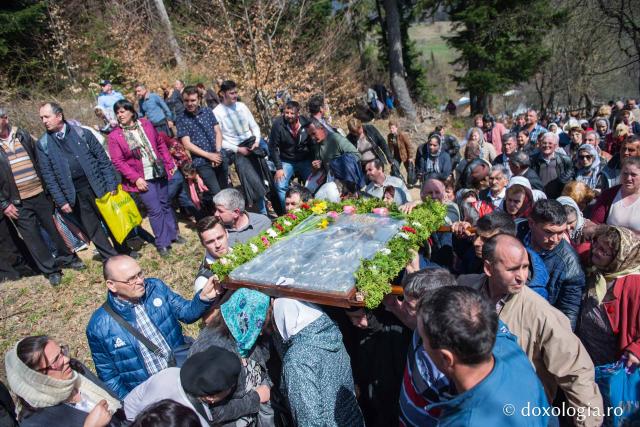Procesiunea de Izvorul Tămăduirii cu icoana Maicii Domnului de la Mănăstirea Horaiţa 2018