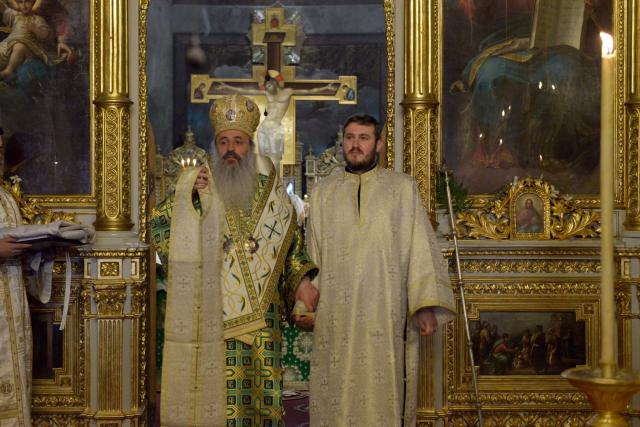 Praznicul Intrării Domnului în Ierusalim la Catedrala Mitropolitană din Iași - „sărbătoarea florilor, a entuziasmului și a bucuriei creștine”