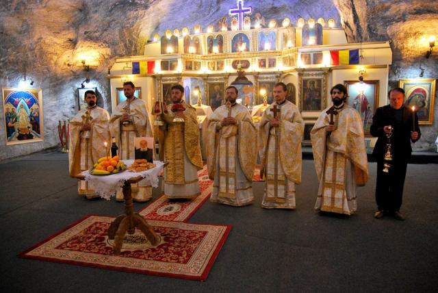 Sfântul Cuvios Vasile de la Poiana Mărului, sărbătorit în Salina Târgu Ocna