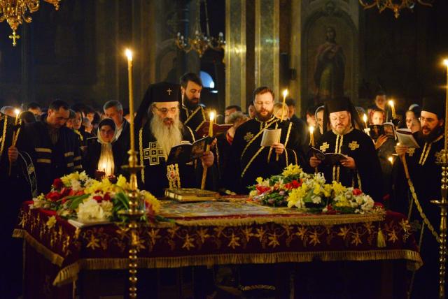 Slujba Prohodului Mântuitorului Hristos la Catedrala Mitropolitană