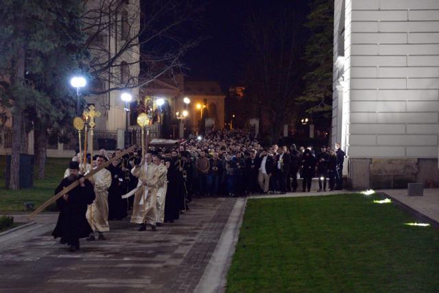 Slujba Prohodului Mântuitorului Hristos la Catedrala Mitropolitană