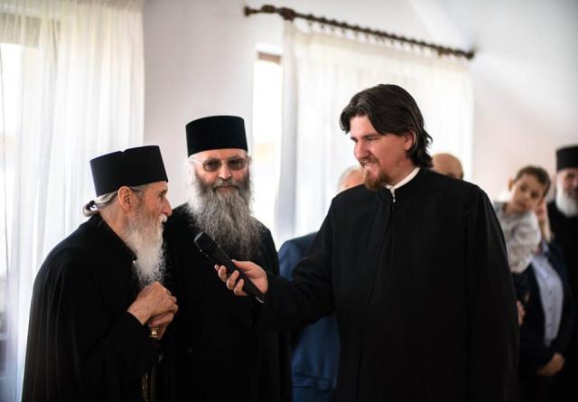 Horă a unirii artelor la Aşezământul de Copii „Sfântul Leontie de la Rădăuţi“
