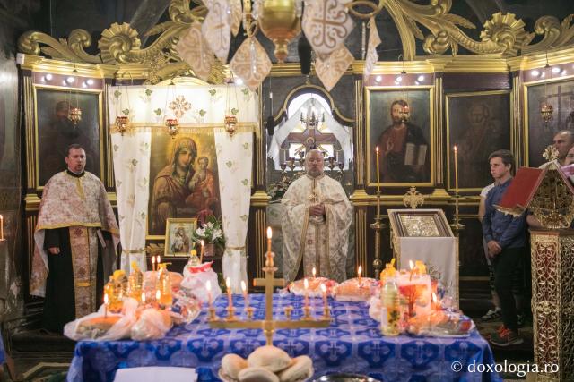 Parohia „Sfinţii Împăraţi Constantin şi Elena” – Hermeziu şi-a serbat hramul
