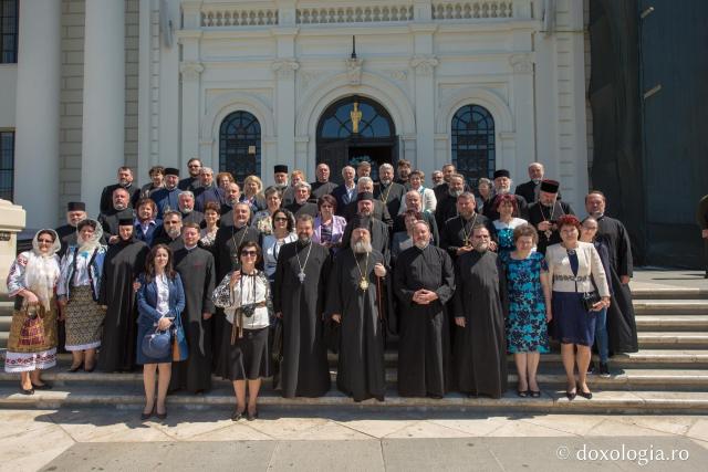 Prima promoție a Facultății de Teologie din Iași a împlinit 25 de ani