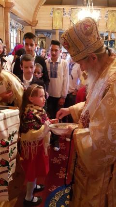 IPS Părinte Arhiepiscop Pimen a slujit la Parohia Volovăț