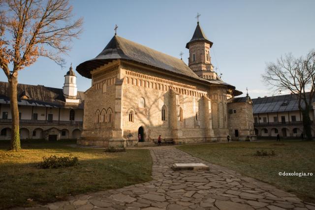 Isihasmul paisian – rugăciune, studiu biblic și patristic
