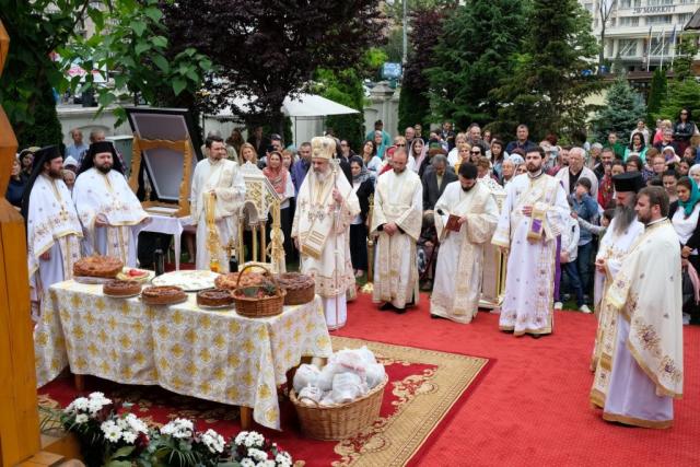 Părintele Patriarh Daniel s-a rugat pentru eroii neamului la Paraclisul Catedralei Naţionale