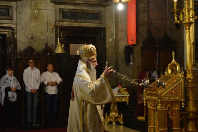 IPS Teofan a slujit în Duminica vindecării slăbănogului la Catedrala Mitropolitană din Iași