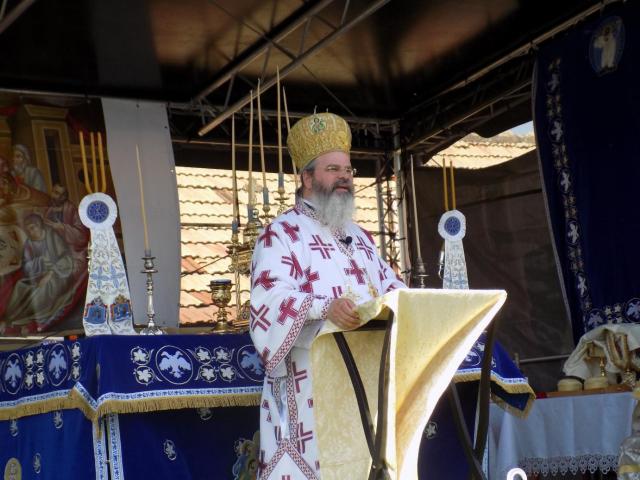 Preasfinţitul Ignatie: „A nu înseta niciodată, din punct de vedere duhovnicesc, înseamnă să găseşti sensul vieţii tale, rostul tău pe acest pământ”