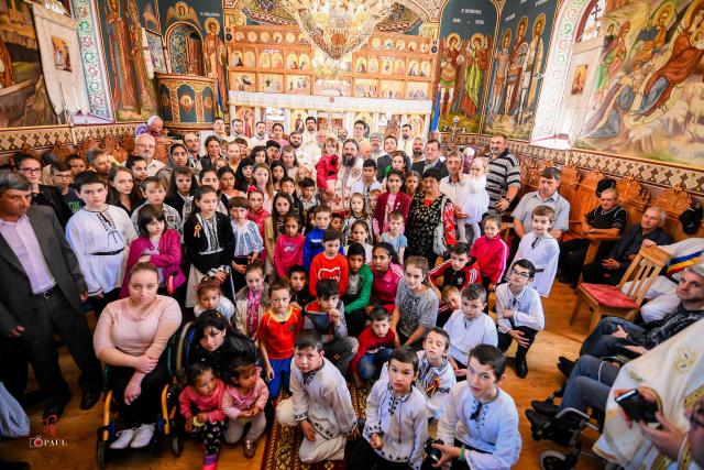 Burse sociale pentru copiii din Copșa Mică