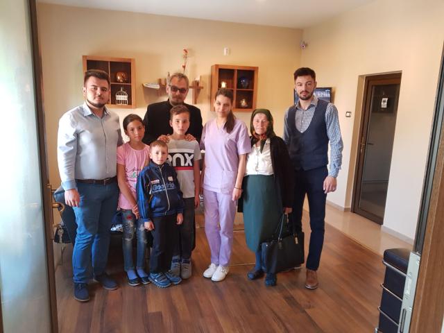 „Dăruiește un zâmbet” – Bunătatea, atenția și iubirea vindecă orice frică