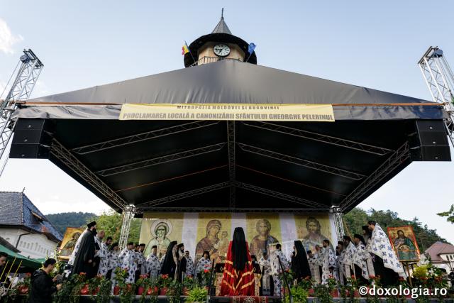 Proclamare la Piatra-Neamț a canonizării Sfântului Gheorghe Pelerinul: „Acest om a fost stâlp și prezență a lui Dumnezeu în viața cetății”