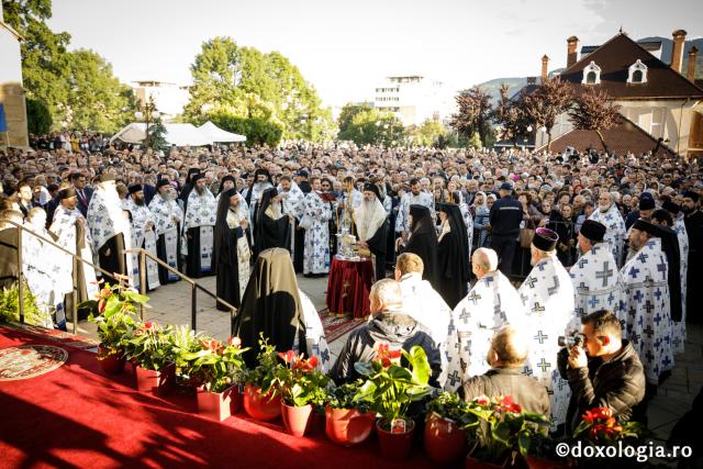 Proclamare la Piatra-Neamț a canonizării Sfântului Gheorghe Pelerinul: „Acest om a fost stâlp și prezență a lui Dumnezeu în viața cetății”