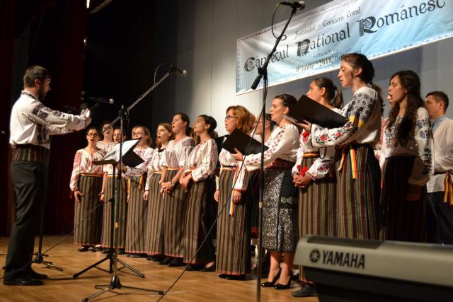 Parohia „Sfântul Ioan Botezătorul” din Botoşani, la Festivalul Concurs Coral de Cântece Naționale Românești
