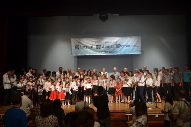 Parohia „Sfântul Ioan Botezătorul” din Botoşani, la Festivalul Concurs Coral de Cântece Naționale Românești