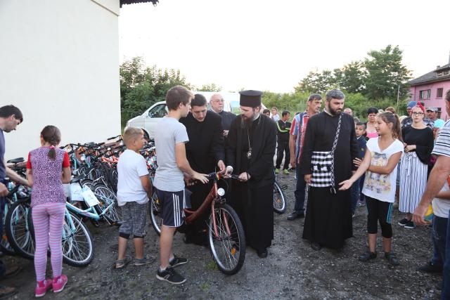 PS Macarie, la Copșa Mică: „Oferim 100 de biciclete copiilor sărmani pentru cei 100 de ani de Românie”