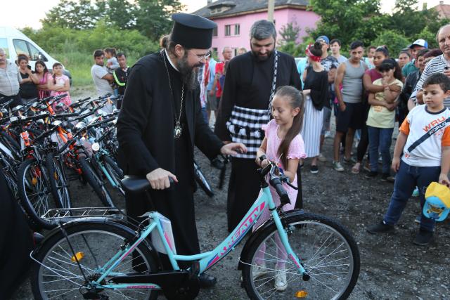 PS Macarie, la Copșa Mică: „Oferim 100 de biciclete copiilor sărmani pentru cei 100 de ani de Românie”