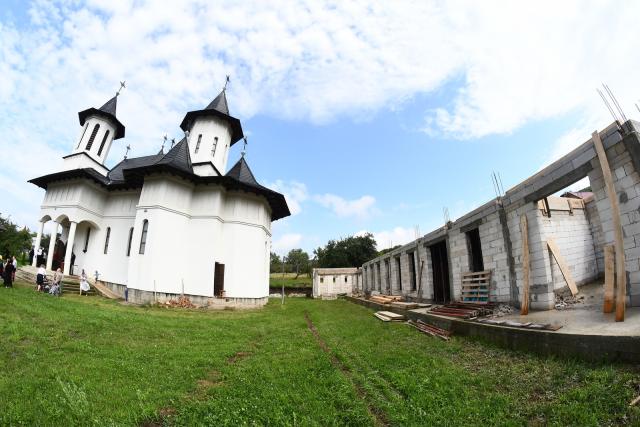 Sfântul Pantelimon, prăznuit în Parohia Capu Codrului II