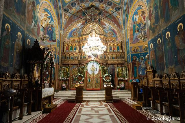 Catedrala Episcopală din Huși