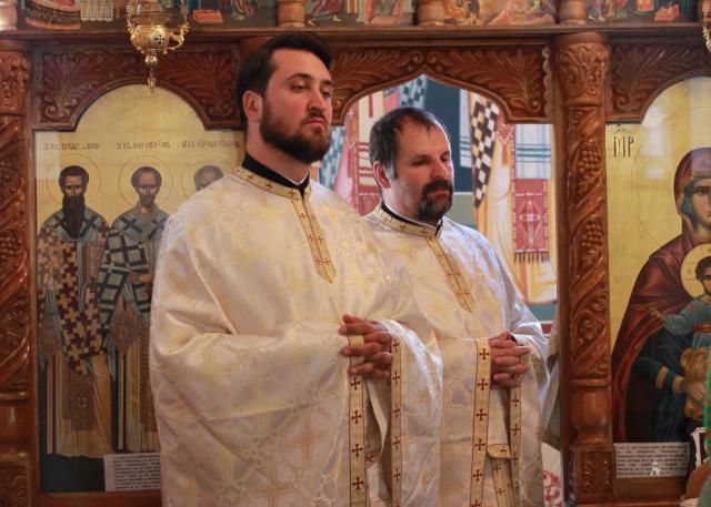 Emoţii deosebite la revederea Promoţiei 2008, la Seminarul Teologic Dorohoi