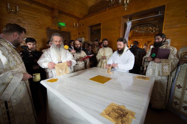 Sfințire de biserică la Dancaș: „Ce ne dă Dumnezeu în Sfânta Biserică? Ne dă iertare de păcate”