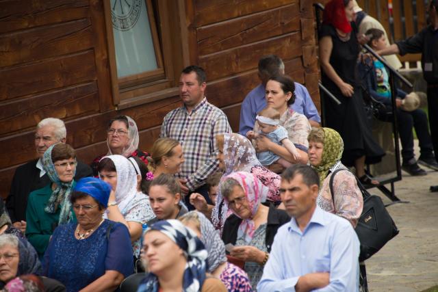 Sfințire de biserică la Dancaș: „Ce ne dă Dumnezeu în Sfânta Biserică? Ne dă iertare de păcate”