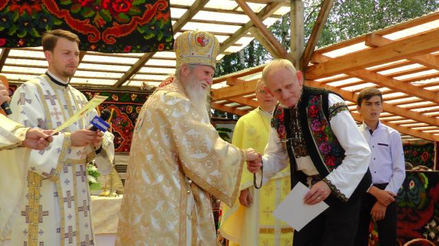 IPS Arhiepiscop Pimen, la Poiana Stampei: „Dumnezeu este Cel care desăvârşeşte lucrul mâinilor noastre”